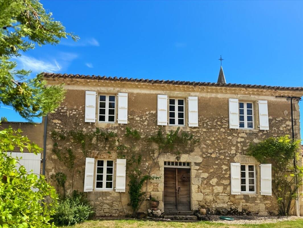Maison à BAZIAN