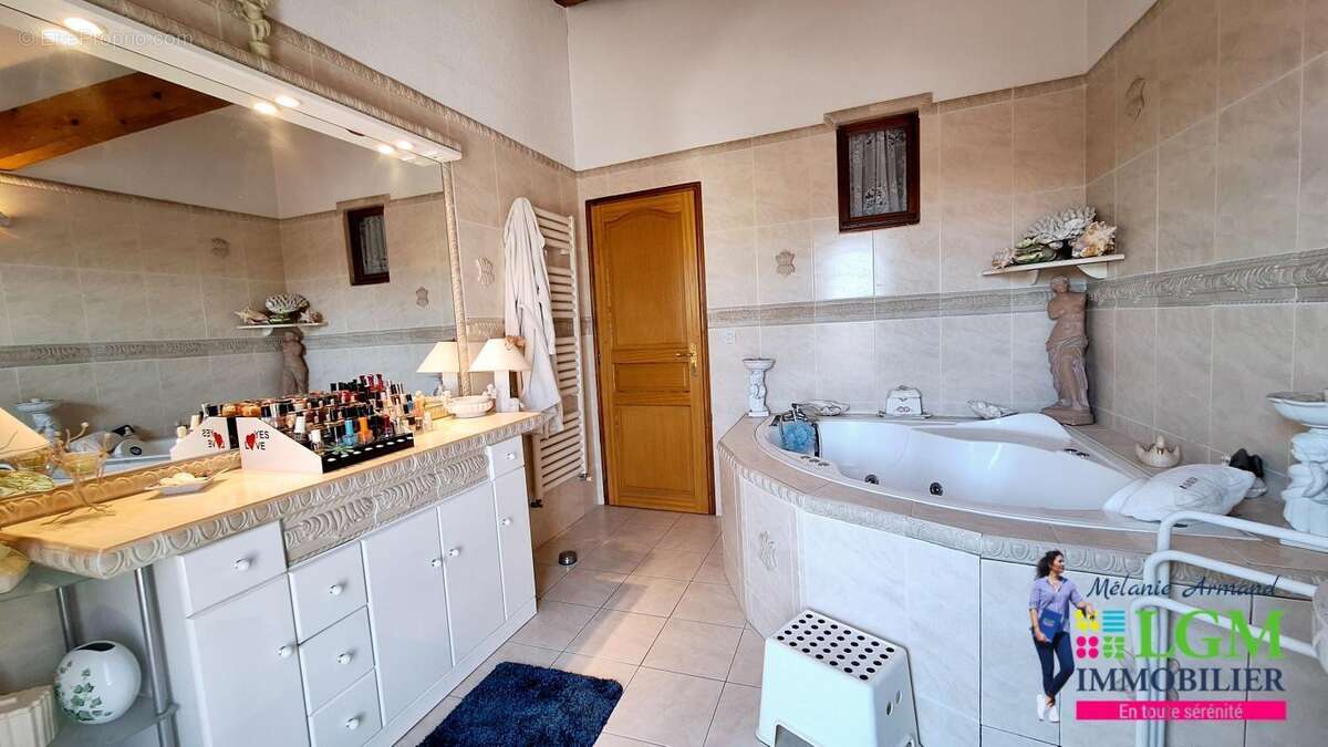 Maison à AIGUES-MORTES