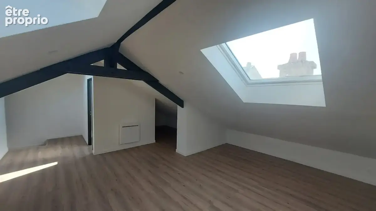F5 avec 4 chambres, rénové, rue Félix Faure - photo 11