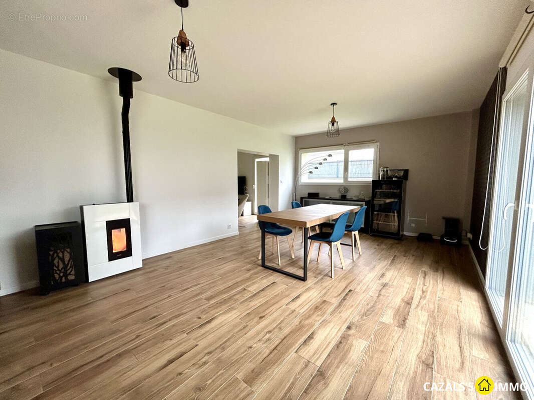 Maison à SAINT-GERMAIN-SUR-ECOLE