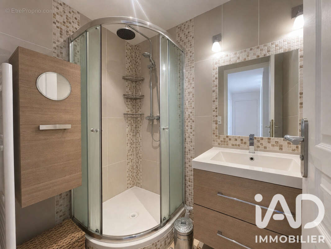 Appartement 80 m² à Toulon  - photo 9
