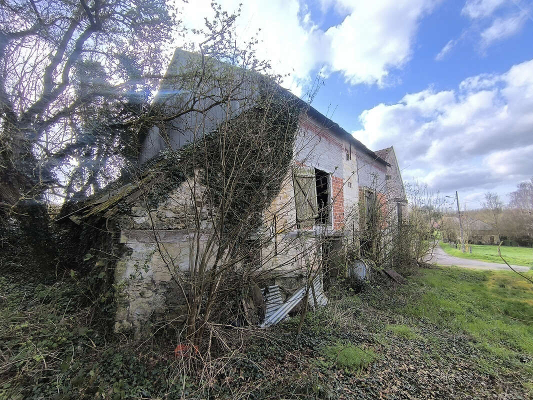 Maison à COURMONT