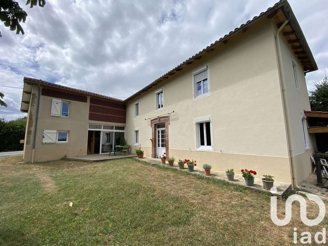 Photo 2 - Maison à PUNTOUS