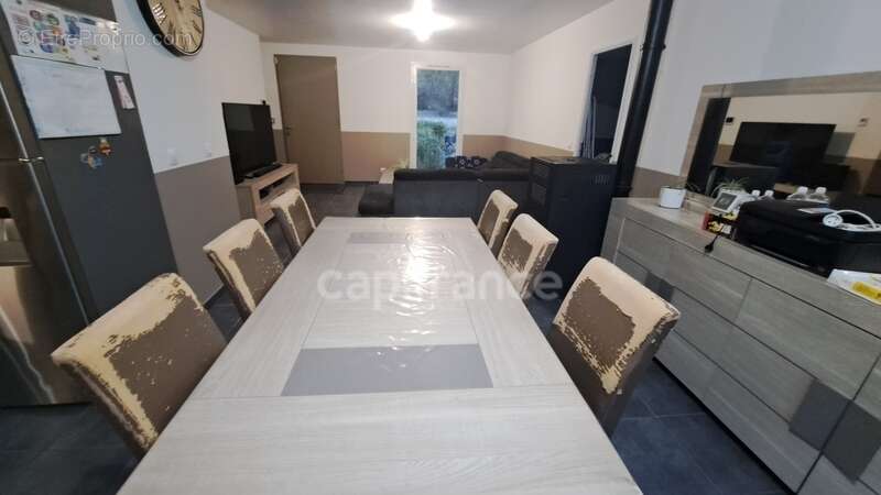 Maison à RESSONS-LE-LONG