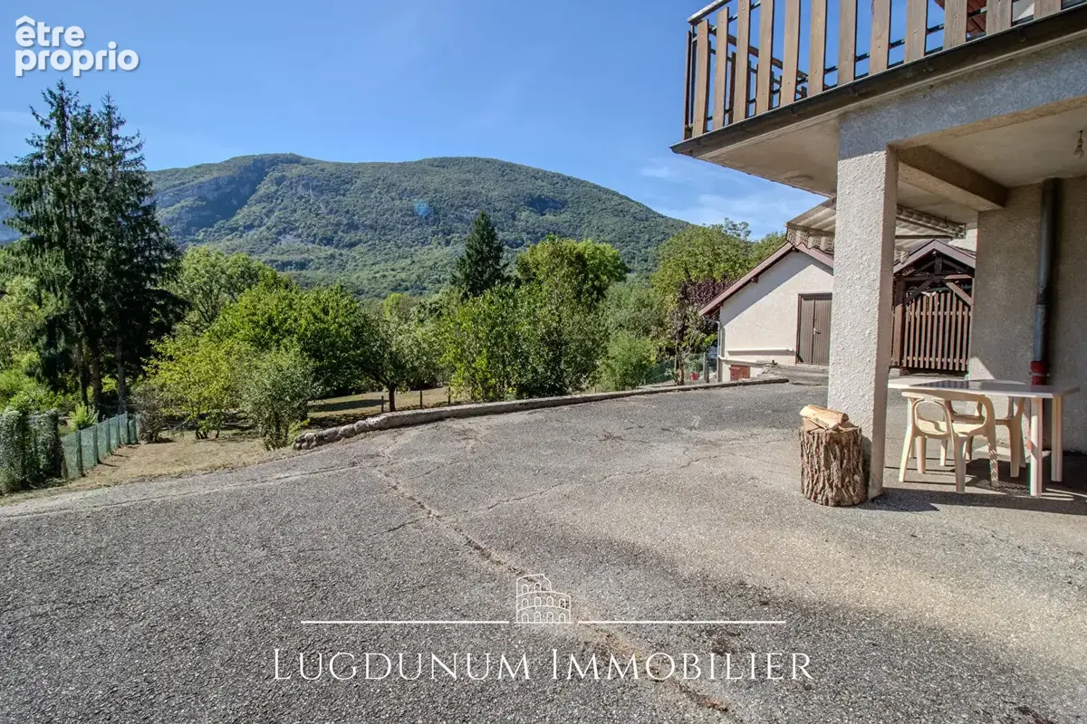Maison 7 pièces avec Terrain sur Virieu Le Grand - photo 15