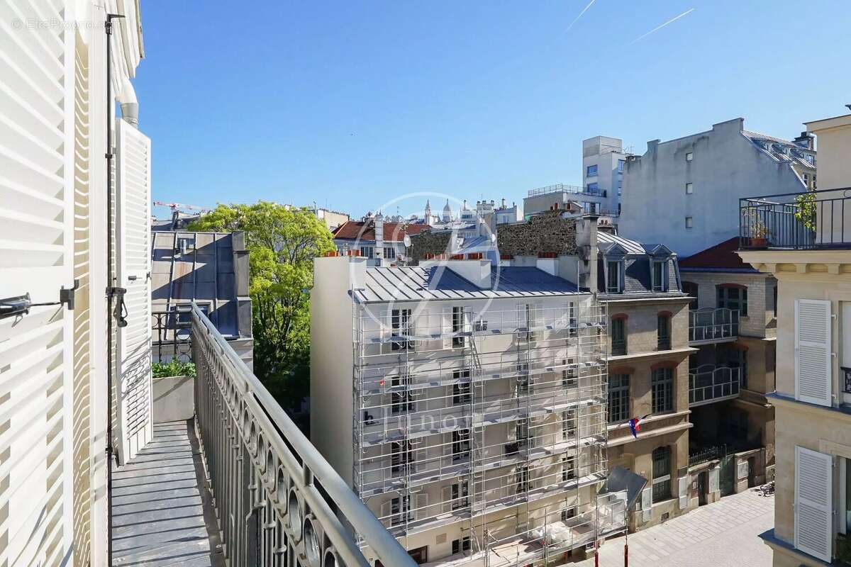 Appartement à PARIS-9E