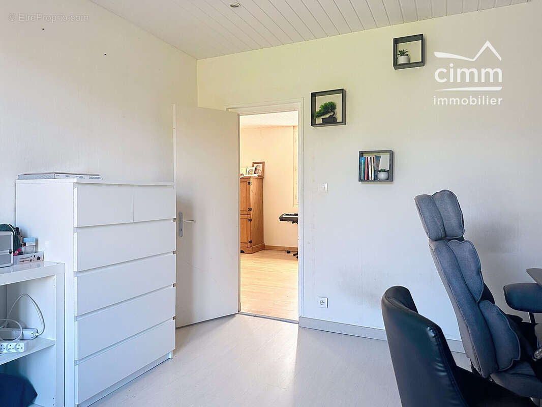 Maison 104 m² à Chalette-Sur-Loing  - photo 7