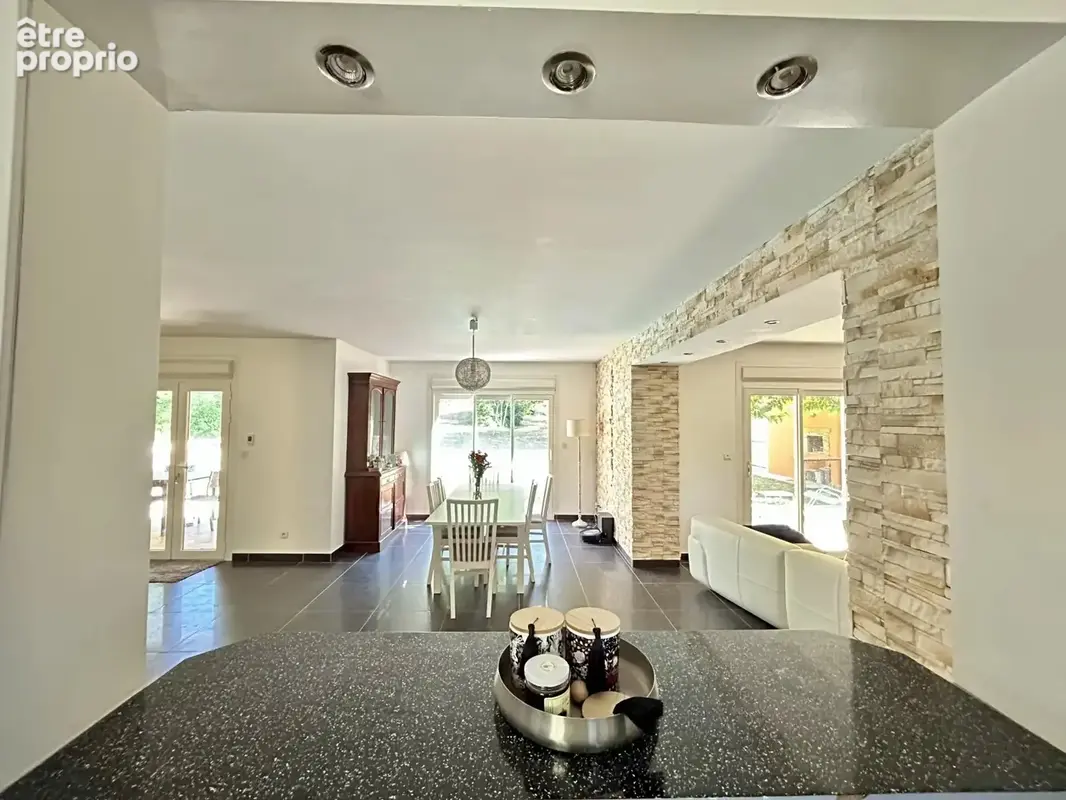 Villa de plain pied 160 m² sur 8000 m² - photo 8