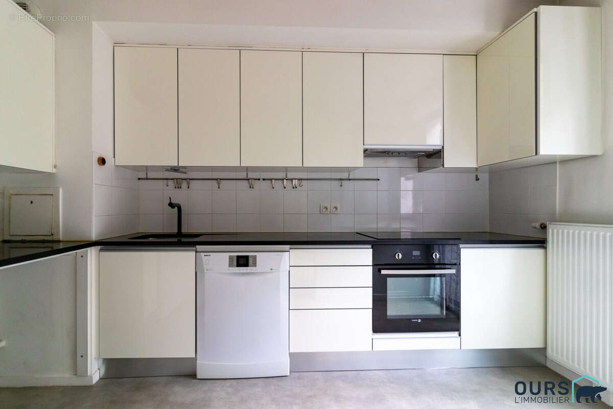 Appartement 69 m² à Saint-Denis  - photo 5