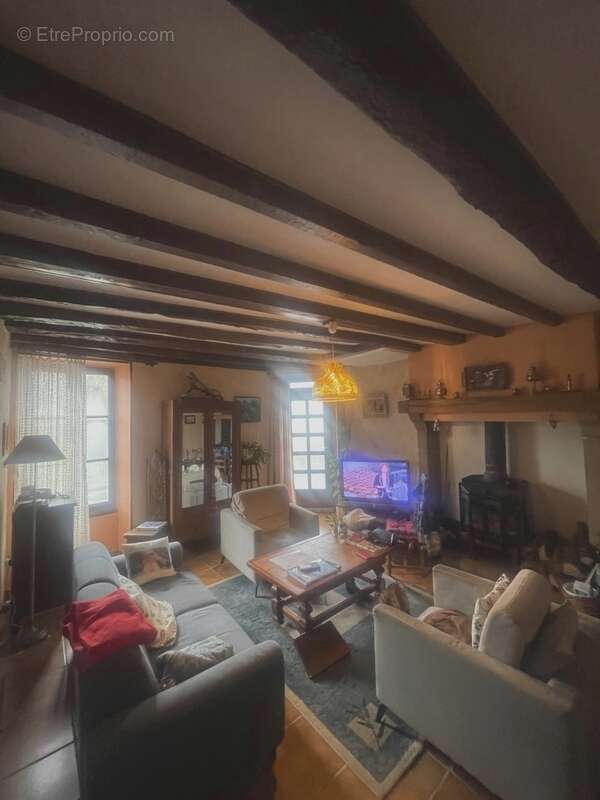 Maison à SAINT-SULPICE-LAURIERE