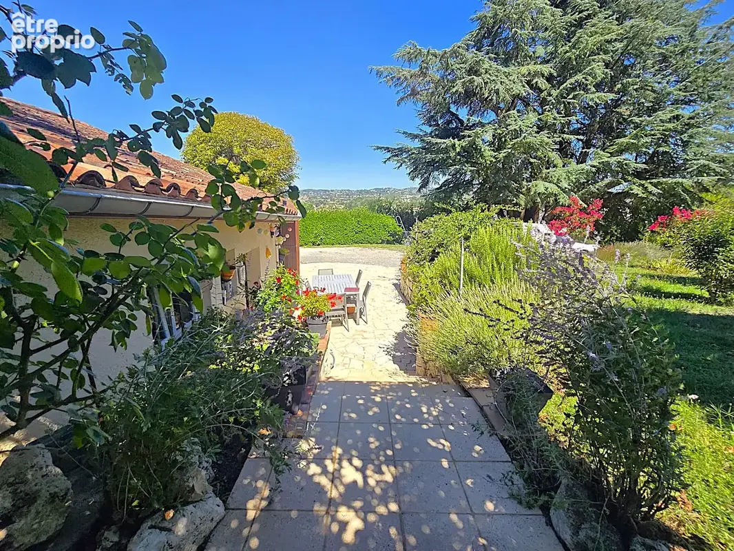 Propriété - Maison avec piscine et dépendances sur 1,7 Ha - photo 7