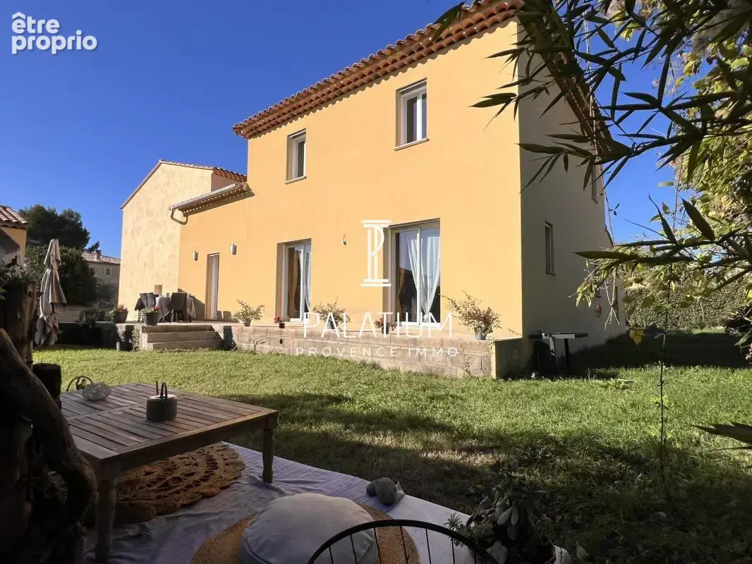 Maison à MALLEMORT