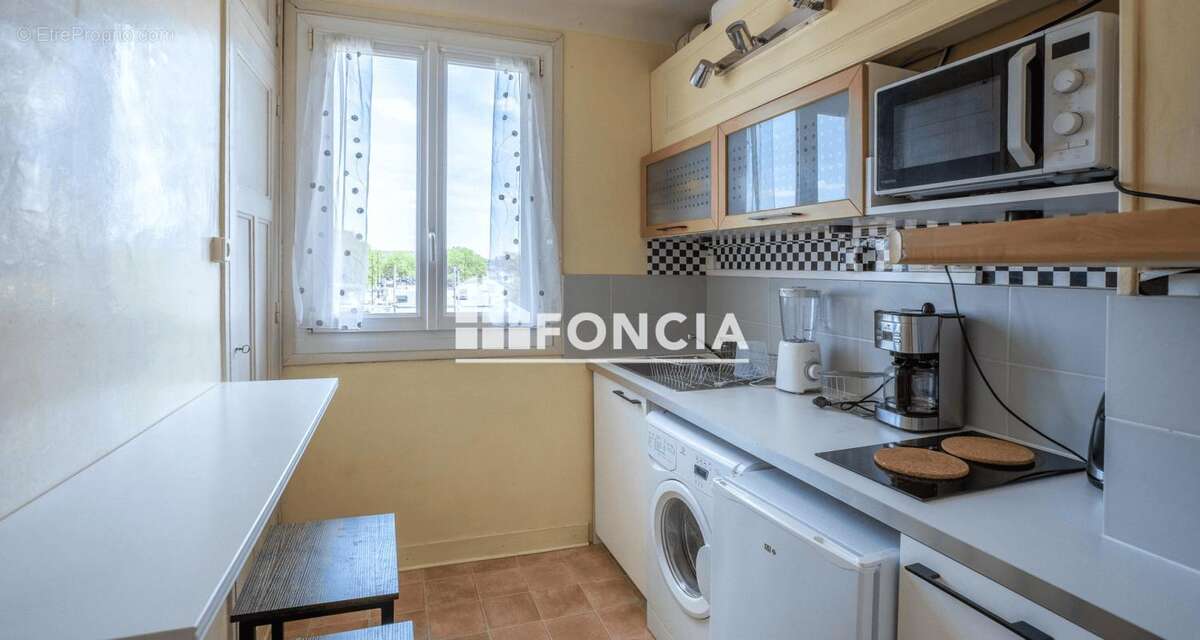 Appartement à SARTROUVILLE