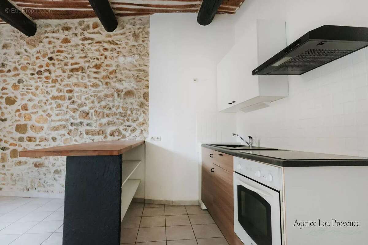 Appartement à EYGUIERES