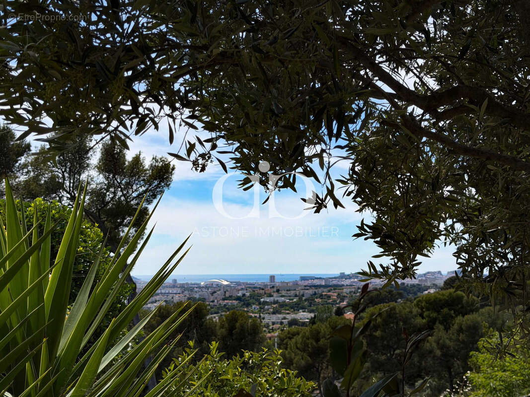 Maison à MARSEILLE-12E
