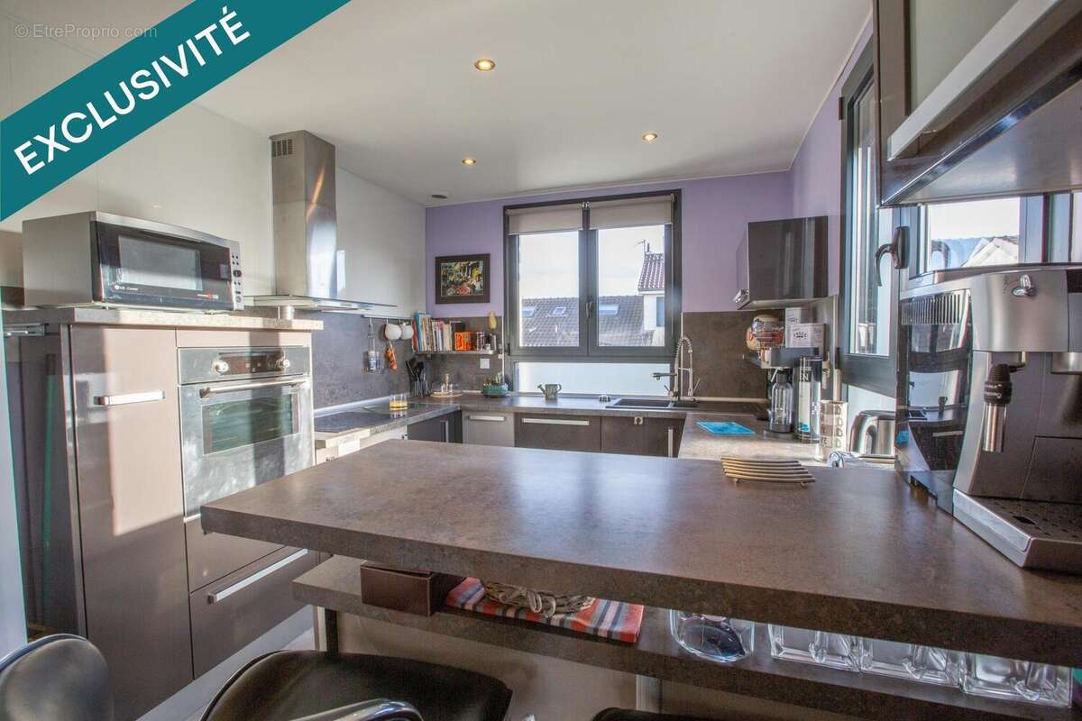 Photo 7 - Maison à LE MESNIL-SAINT-DENIS