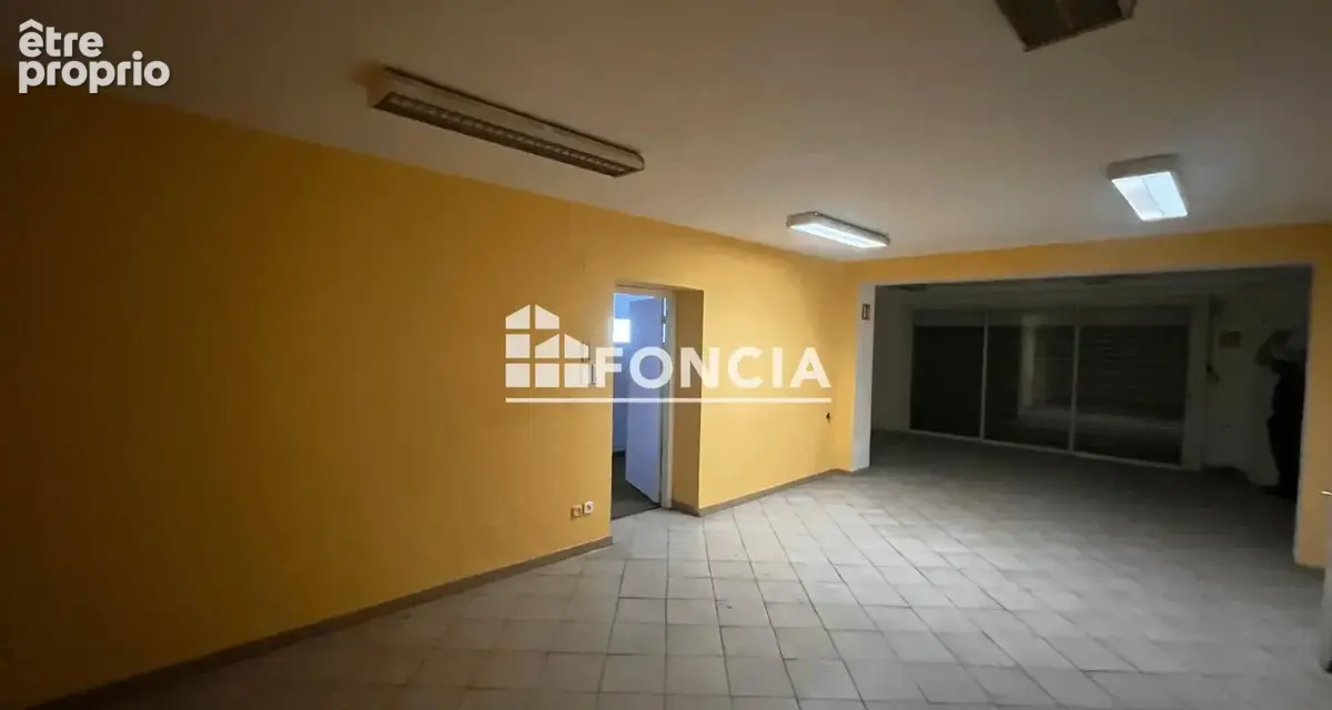 Avignon 50 m des remparts – Ensemble immobilier : hangar et 2 appartements - photo 4