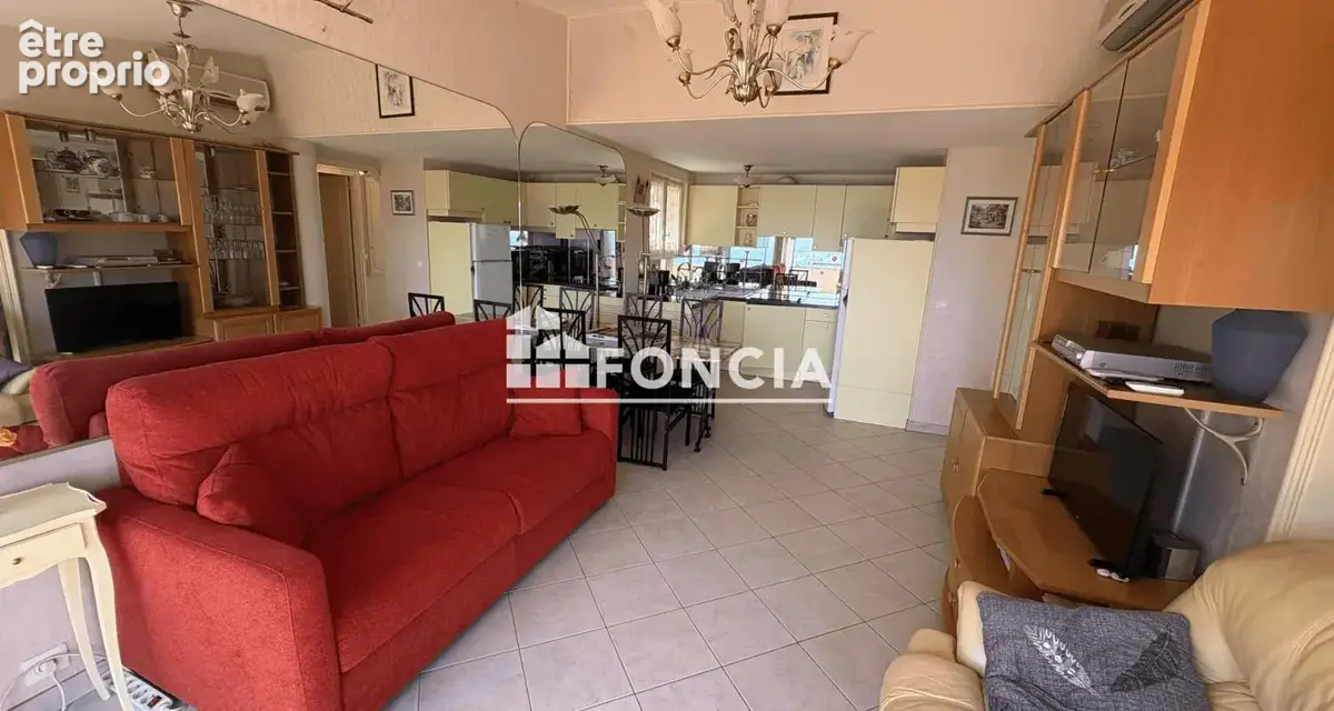 Le lavandou – exclusivité – t2 avec terrasse, vue mer panoramique, parking et deux caves - photo 4
