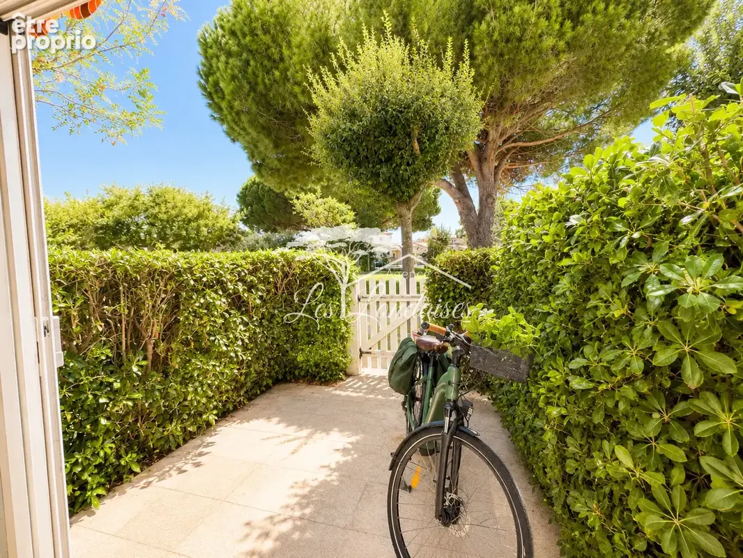 La Londe-les-Maures   Appartement meublé avec 2 terrasses, loggia et parking Vendu MEUBLÉ ÉQUIPÉ - photo 8