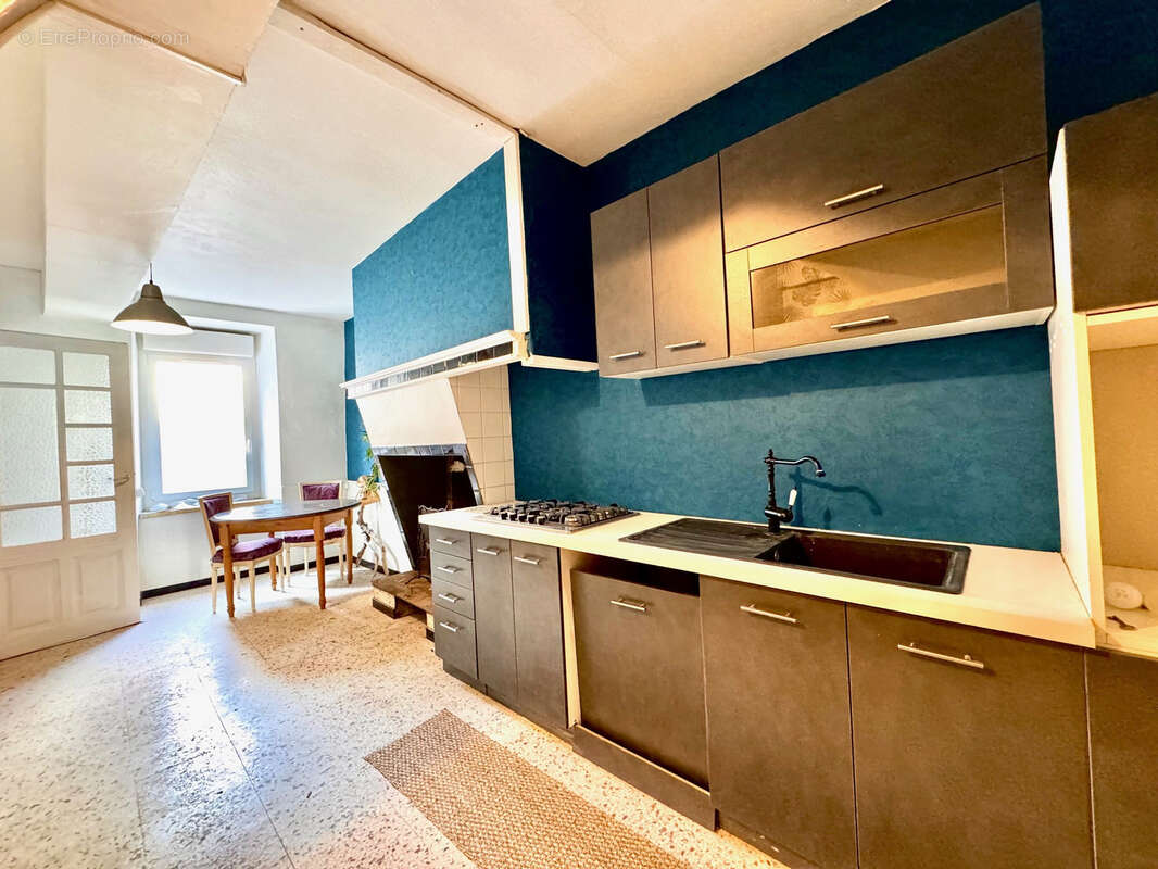 Maison à MONTREDON-DES-CORBIERES