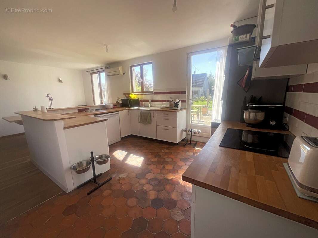 Maison à ROSNY-SUR-SEINE