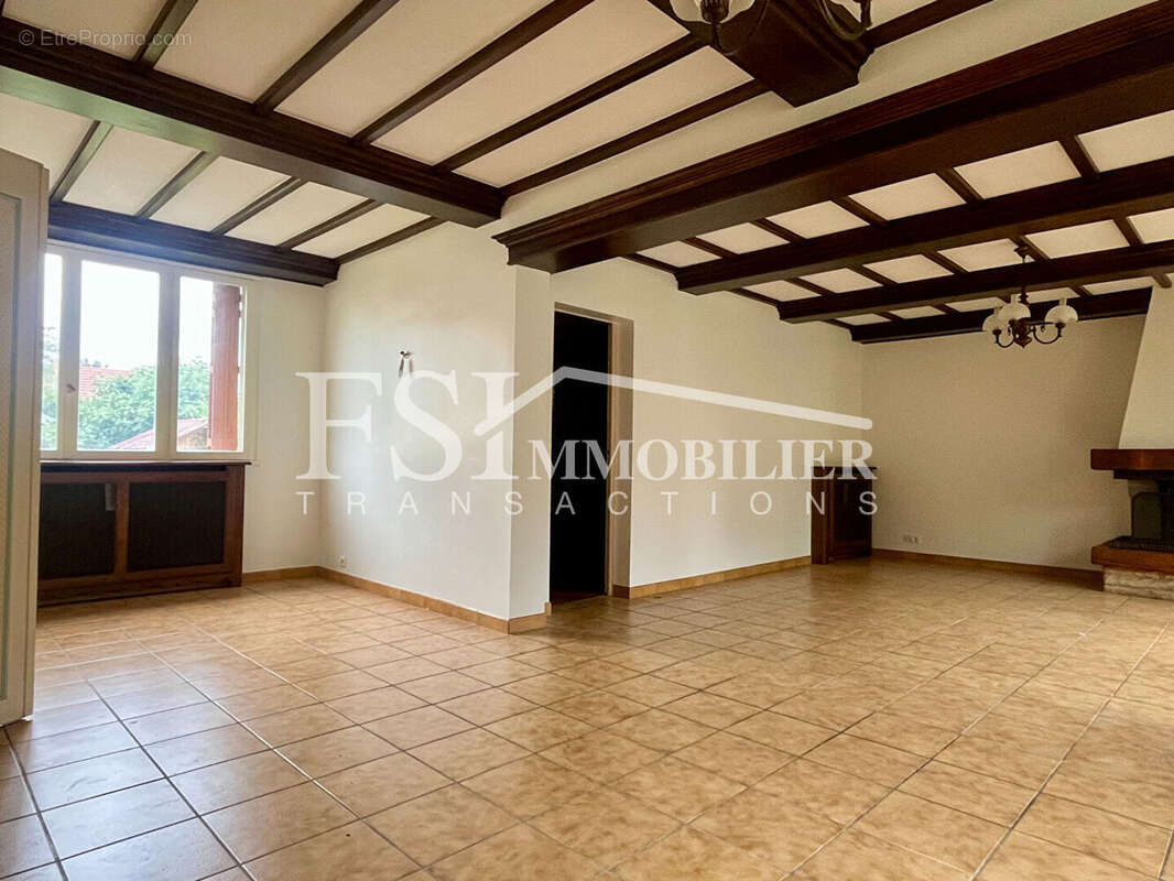 Maison à SAINT-LEU-LA-FORET