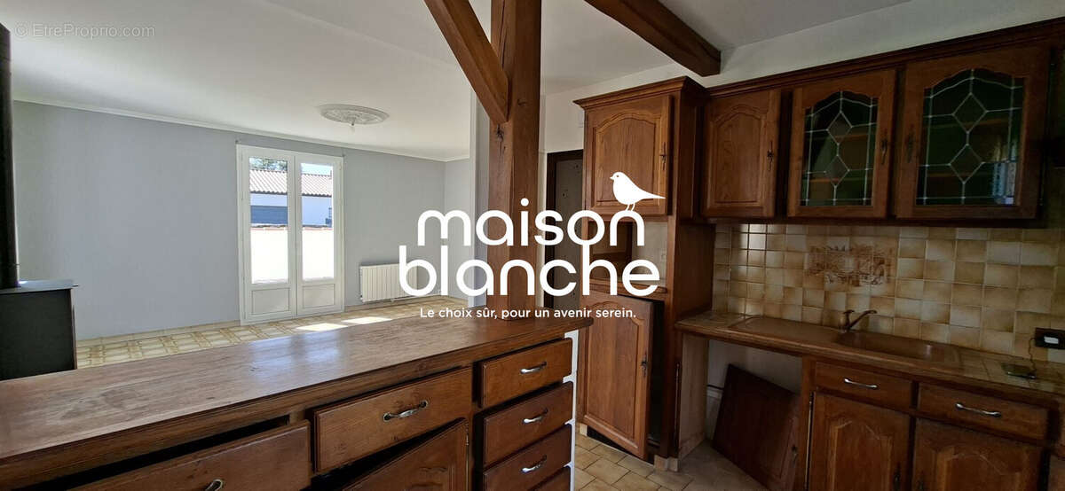 CUISINE OUVERTE - Maison à MARSAIS