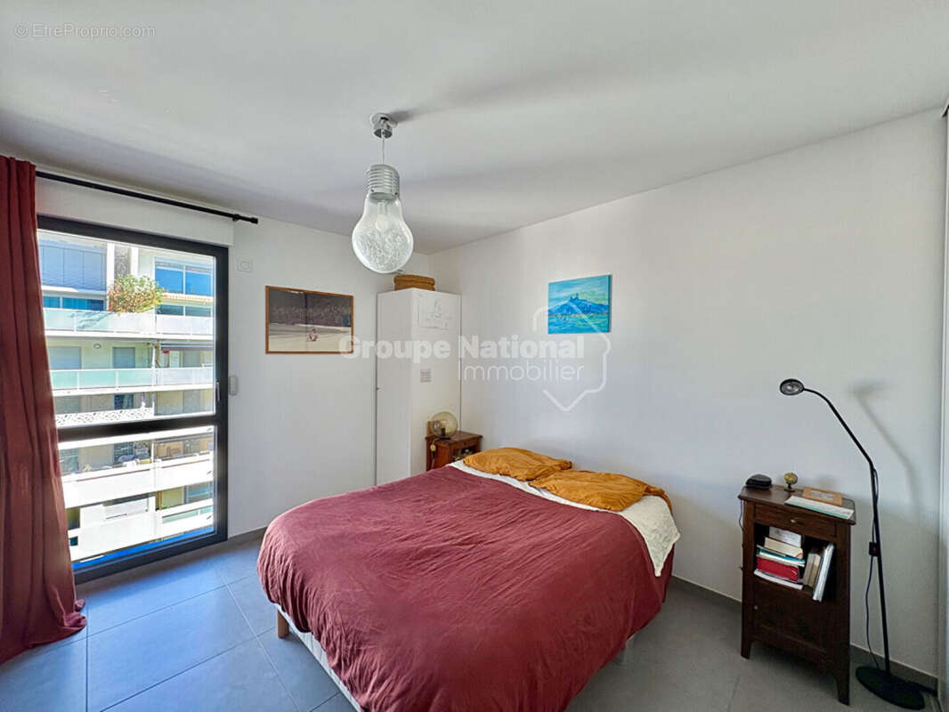 Appartement à MARSEILLE-2E