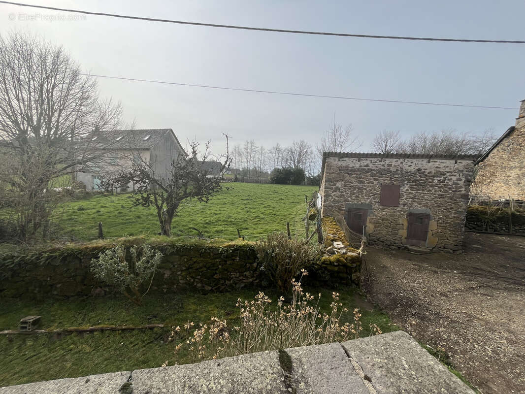 Maison à CHALVIGNAC