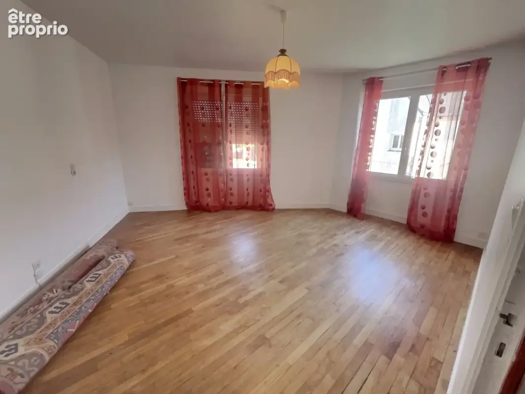 Maison familiale 7 pièces avec hangar et grenier aménageable   Saint-Barthélemy - photo 6