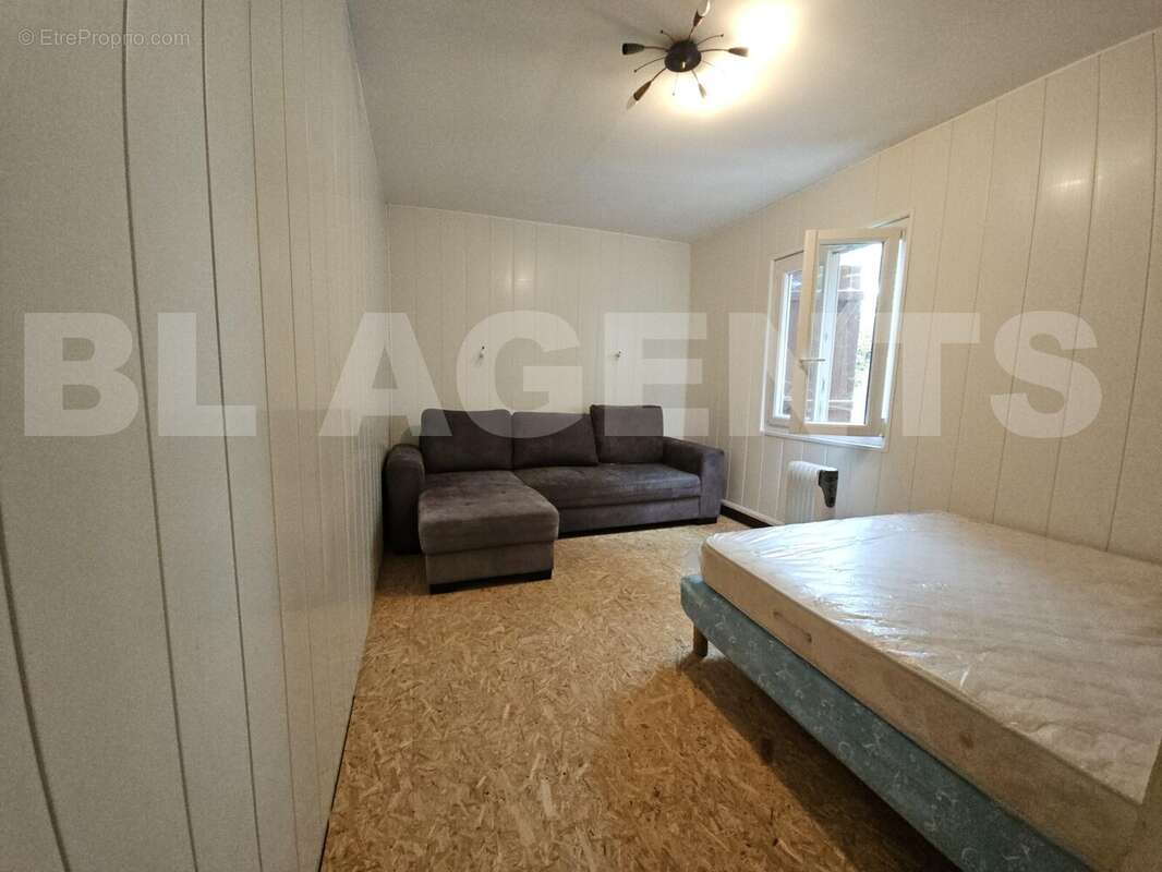 20250923_112424 - Terrain à AVAUX