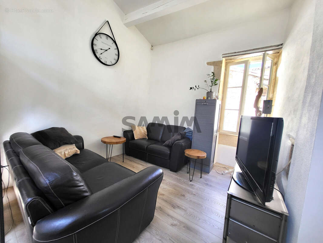 Maison à CLARENSAC
