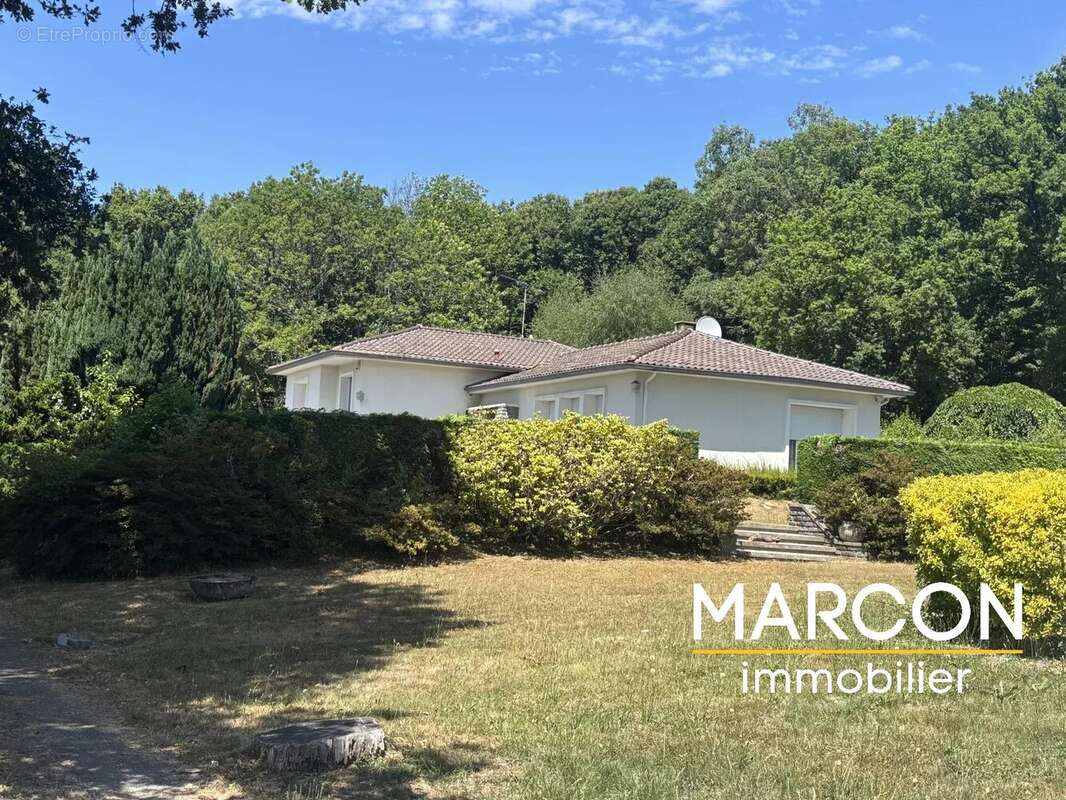 Maison à LA SOUTERRAINE