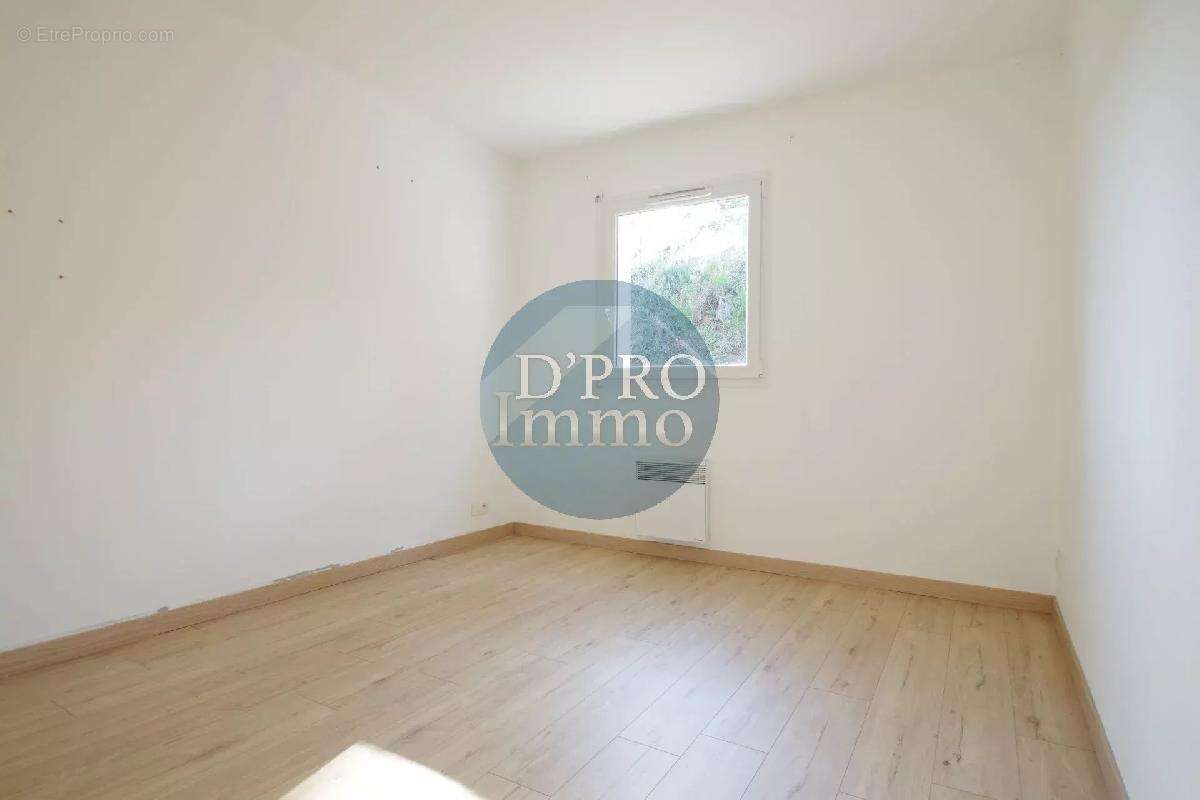 Appartement à LA HAIE-FOUASSIERE