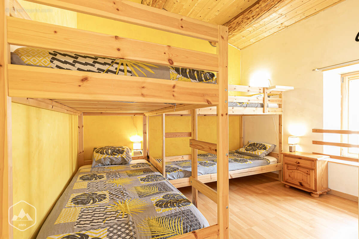 Appartement à AUSSOIS