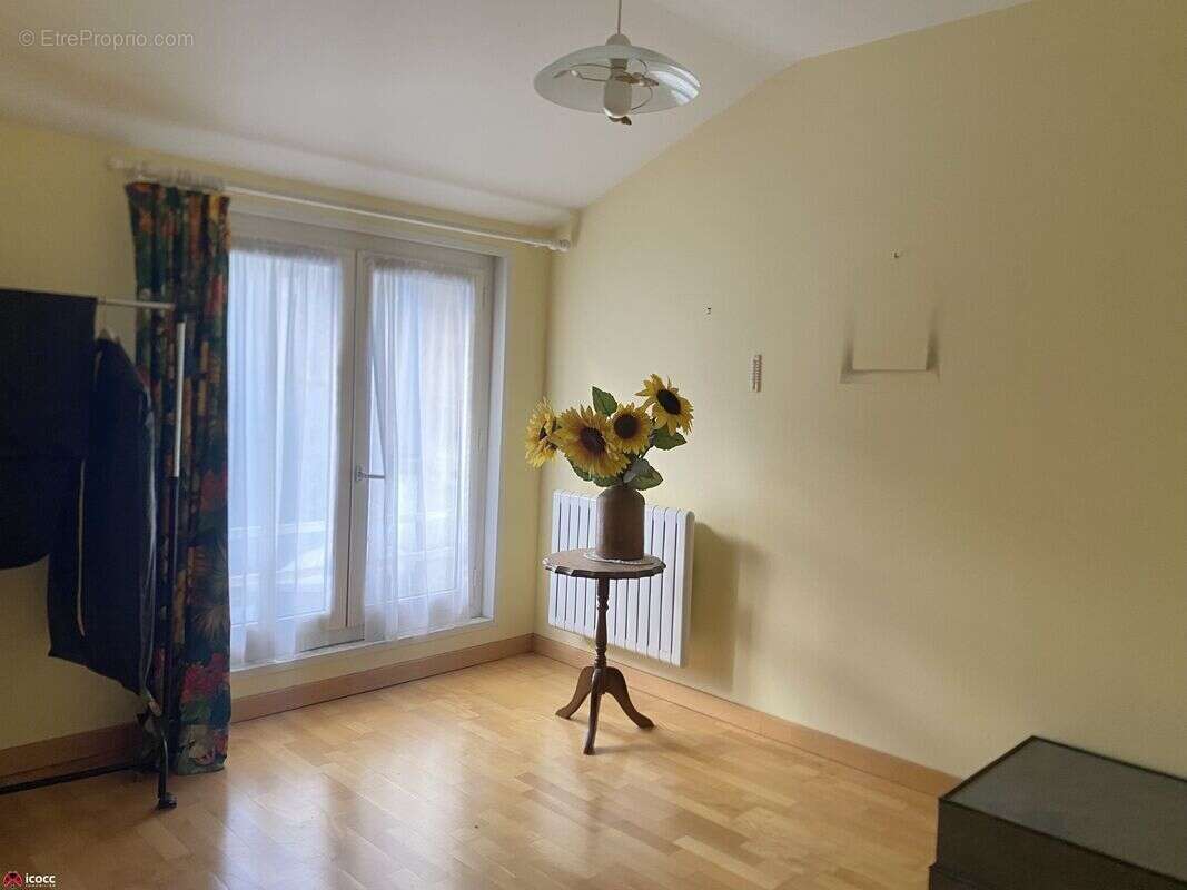Appartement 122 m² à Lucon  - photo 9