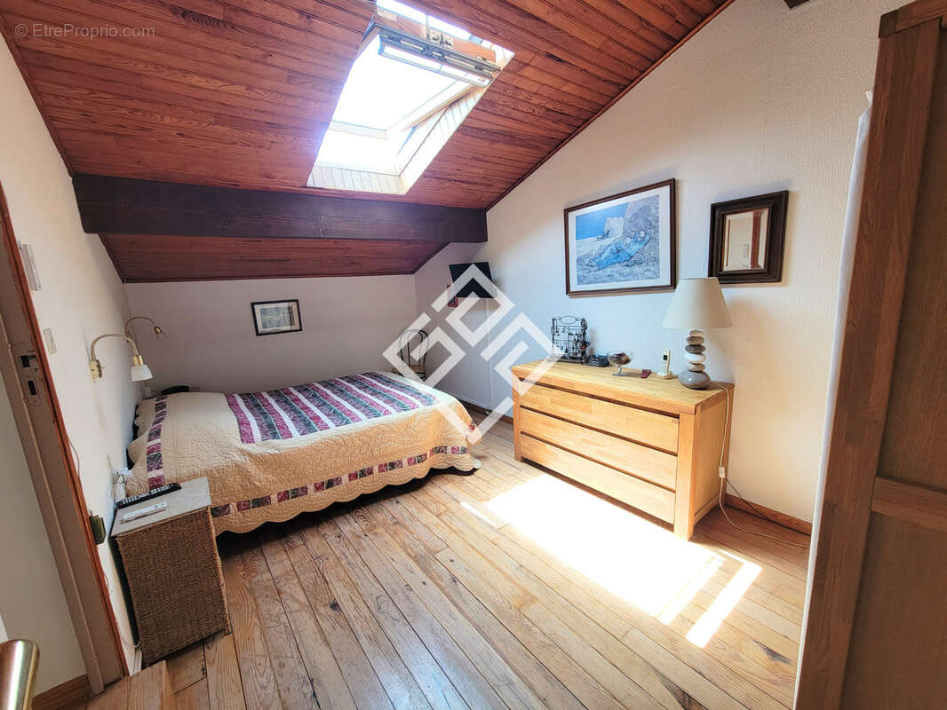 Maison-135 m2- 6 pièces - photo 14