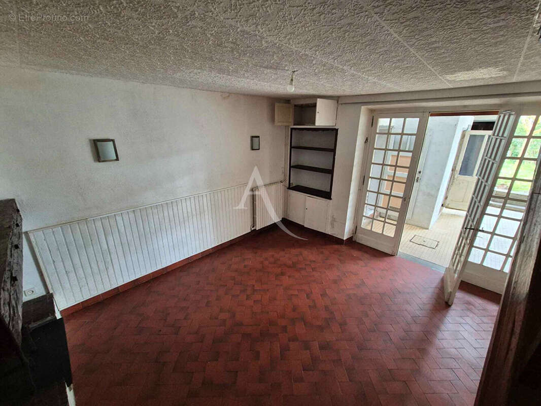 Maison à VILLENEUVE-DE-MARSAN