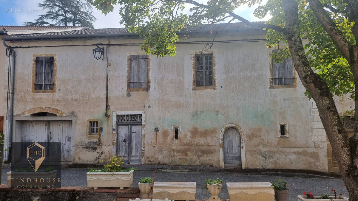 Maison à PUYMAURIN
