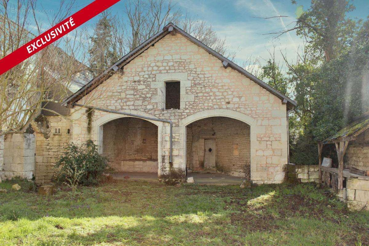 Maison à MONTREUIL-BELLAY