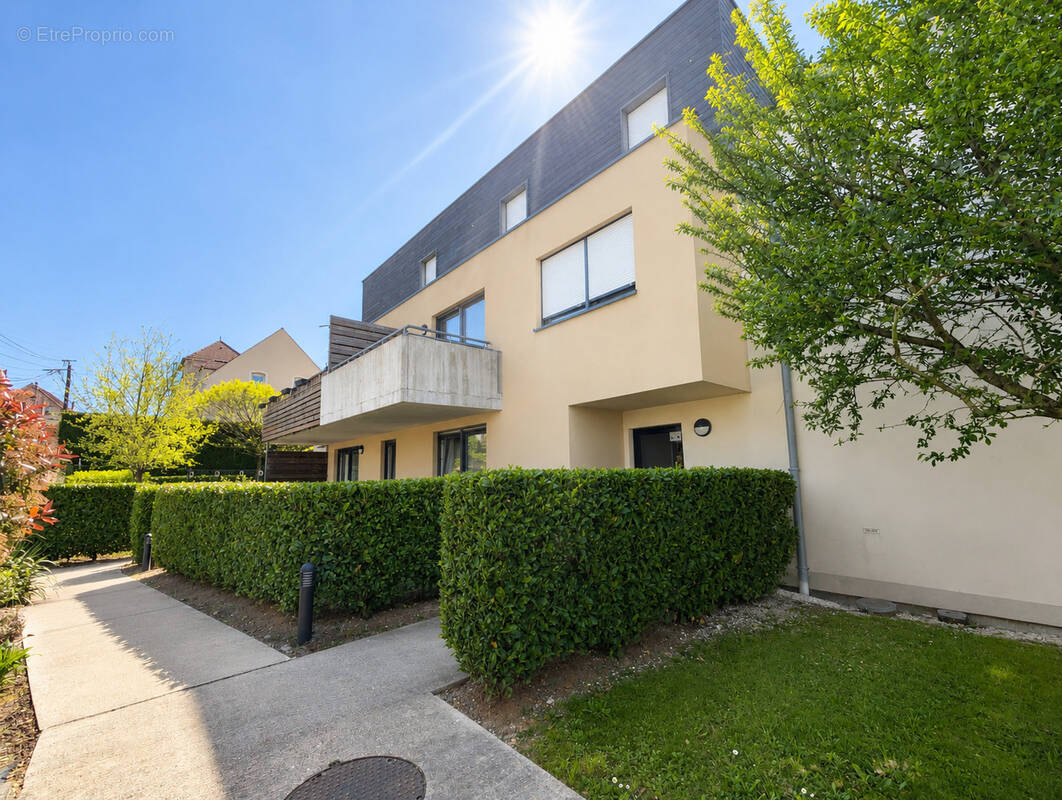 Appartement à COMBS-LA-VILLE