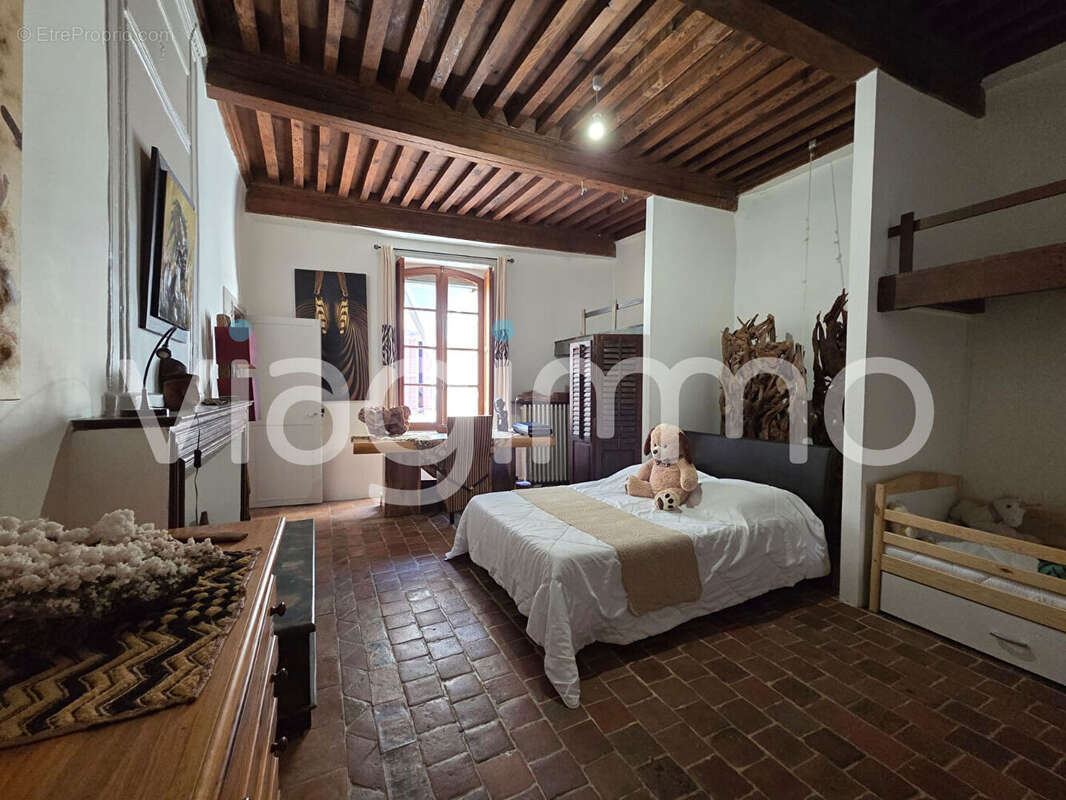 Maison à MONDRAGON