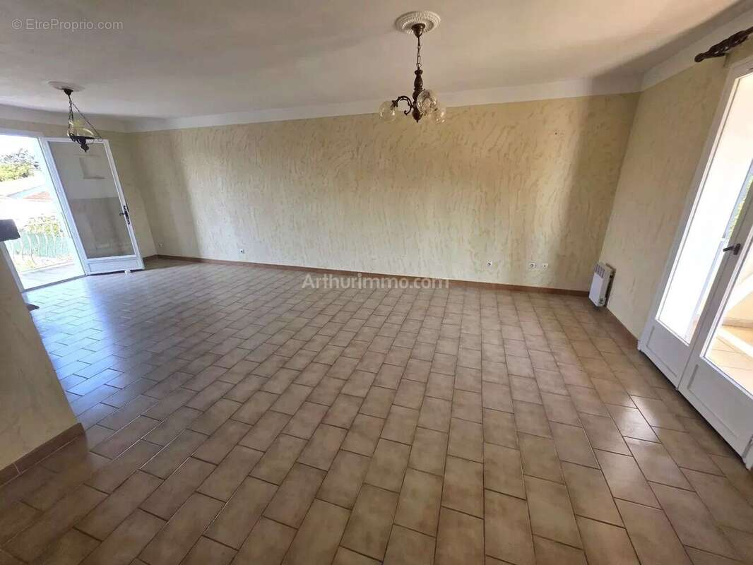 Vente Maison Le muy(83490) 473 000ï¿œ - photo 4
