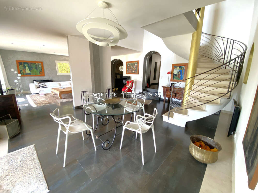 Maison à MARSEILLE-12E