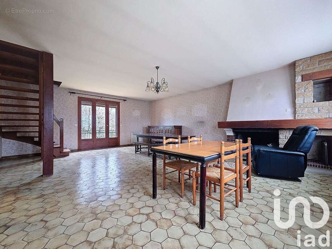 Photo 4 - Maison à FERREUX-QUINCEY