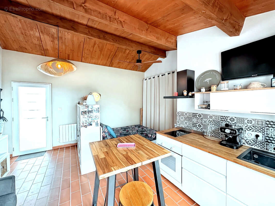 Appartement à LA LONDE-LES-MAURES