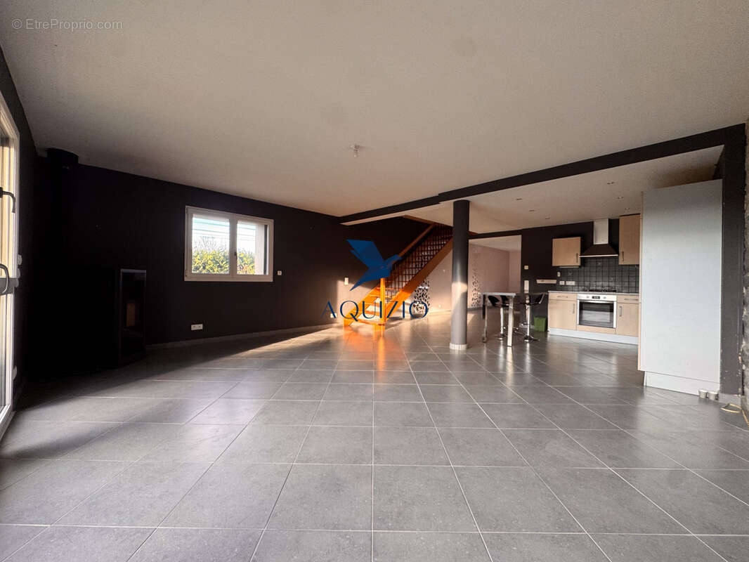 Appartement à LA ROCHE-SUR-FORON