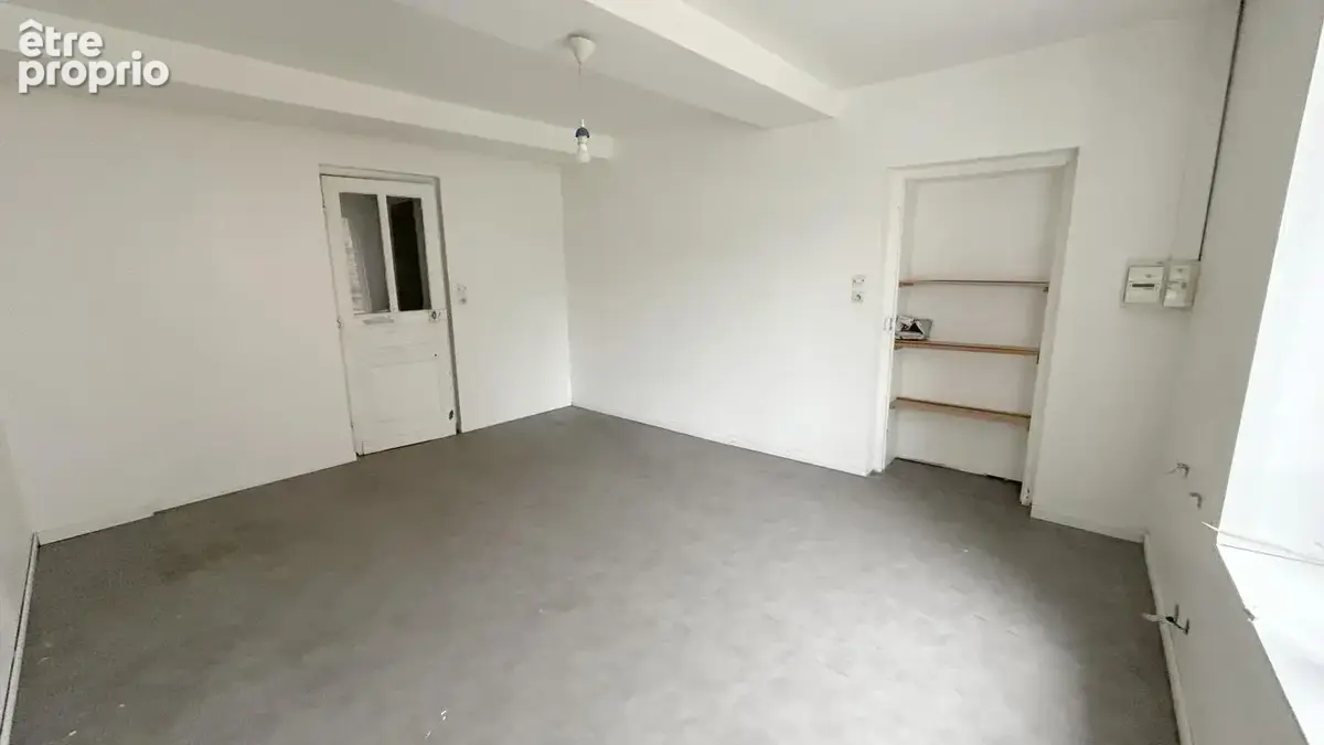 Immeuble à fort potentiel locatif à Avesnes-sur-Helpe, 6 logements + 3 garages - photo 3