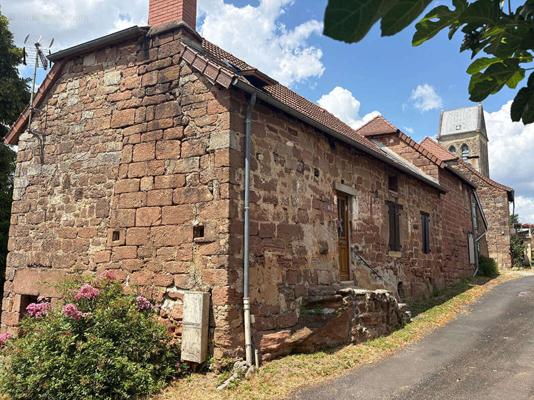 Maison à LOUIGNAC