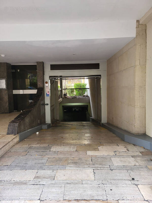 Parking à PARIS-13E